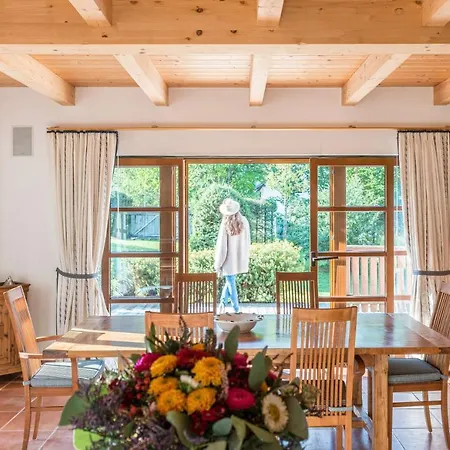 Villa Alte Salzstrasse - Your Austrian
