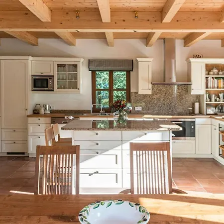 Villa Alte Salzstrasse - Your Austrian *