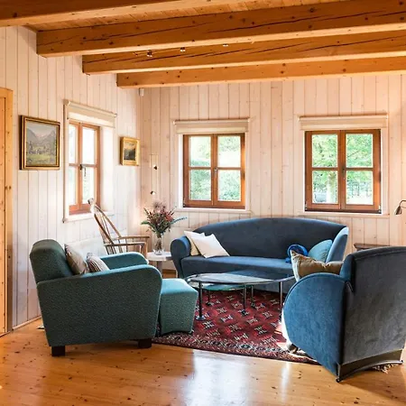 Alte Salzstrasse - Your Austrian * באד אאוסי