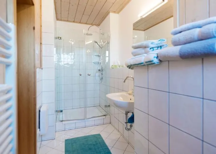 Alte Salzstrasse - Your Austrian باد اوسي