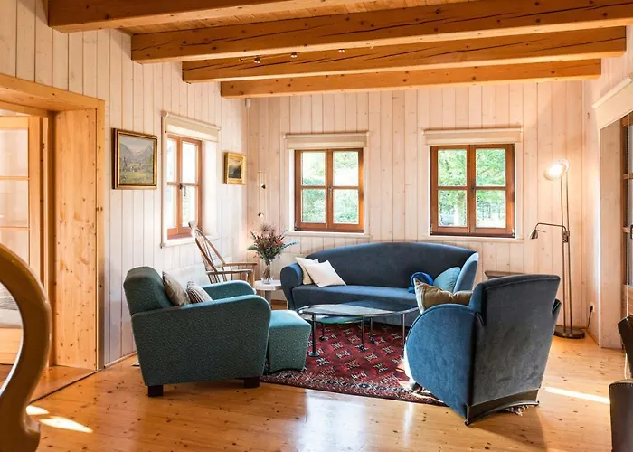 Alte Salzstrasse - Your Austrian * باد اوسي